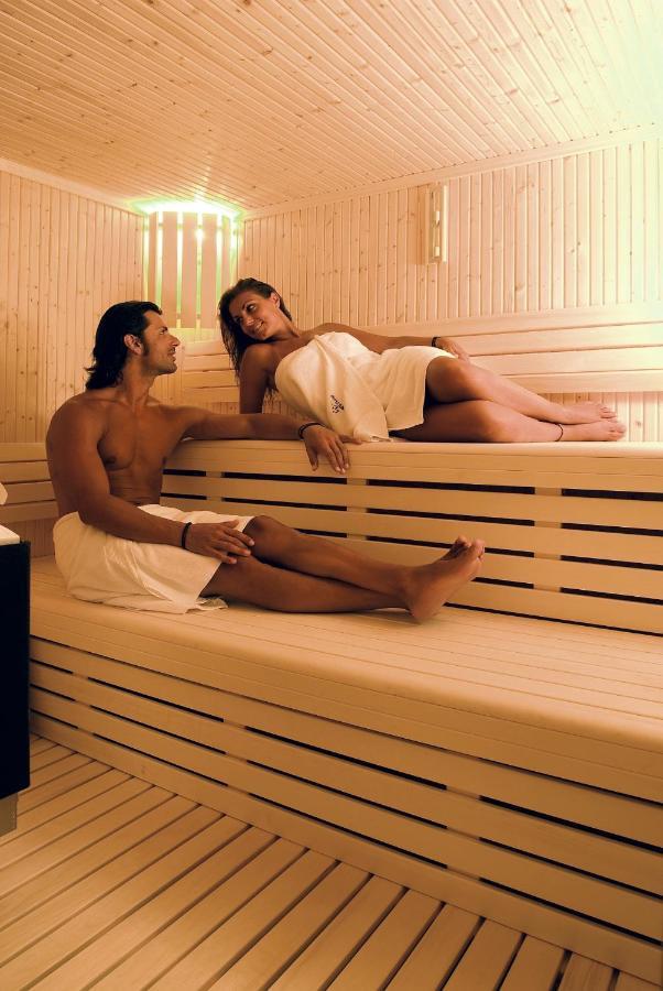 Corfu Club Apartments 고우비아 외부 사진