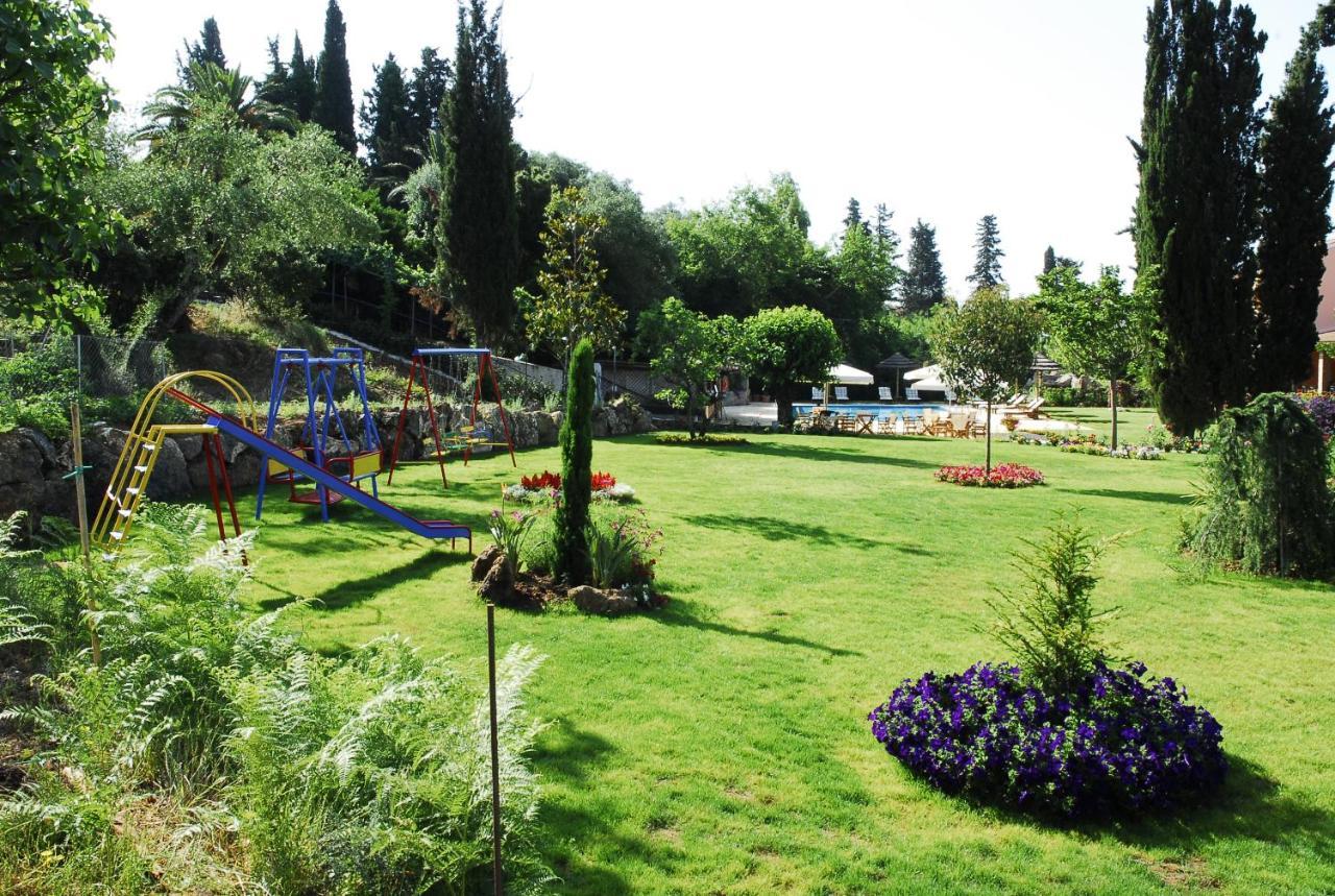Corfu Club Apartments 고우비아 외부 사진