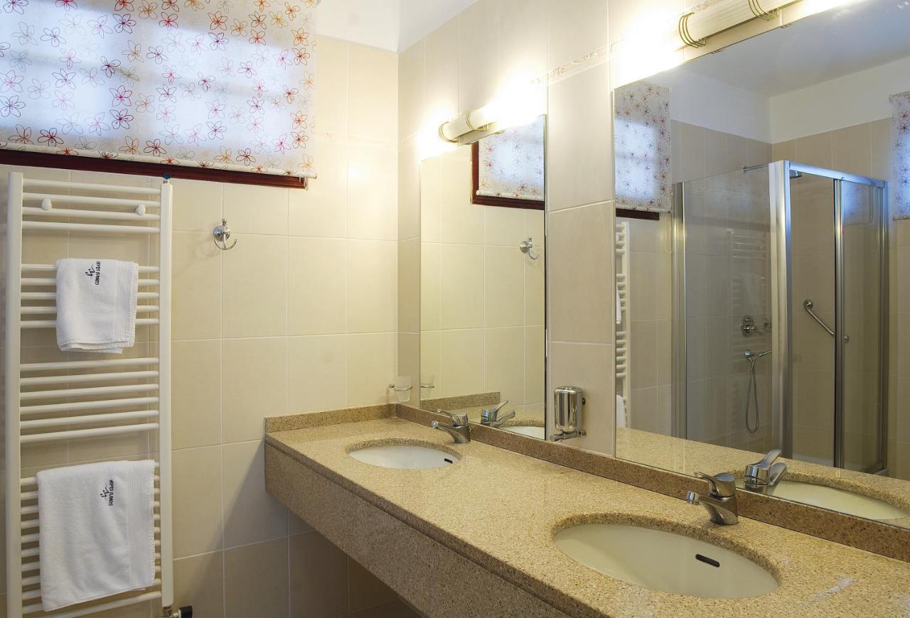 Corfu Club Apartments 고우비아 외부 사진