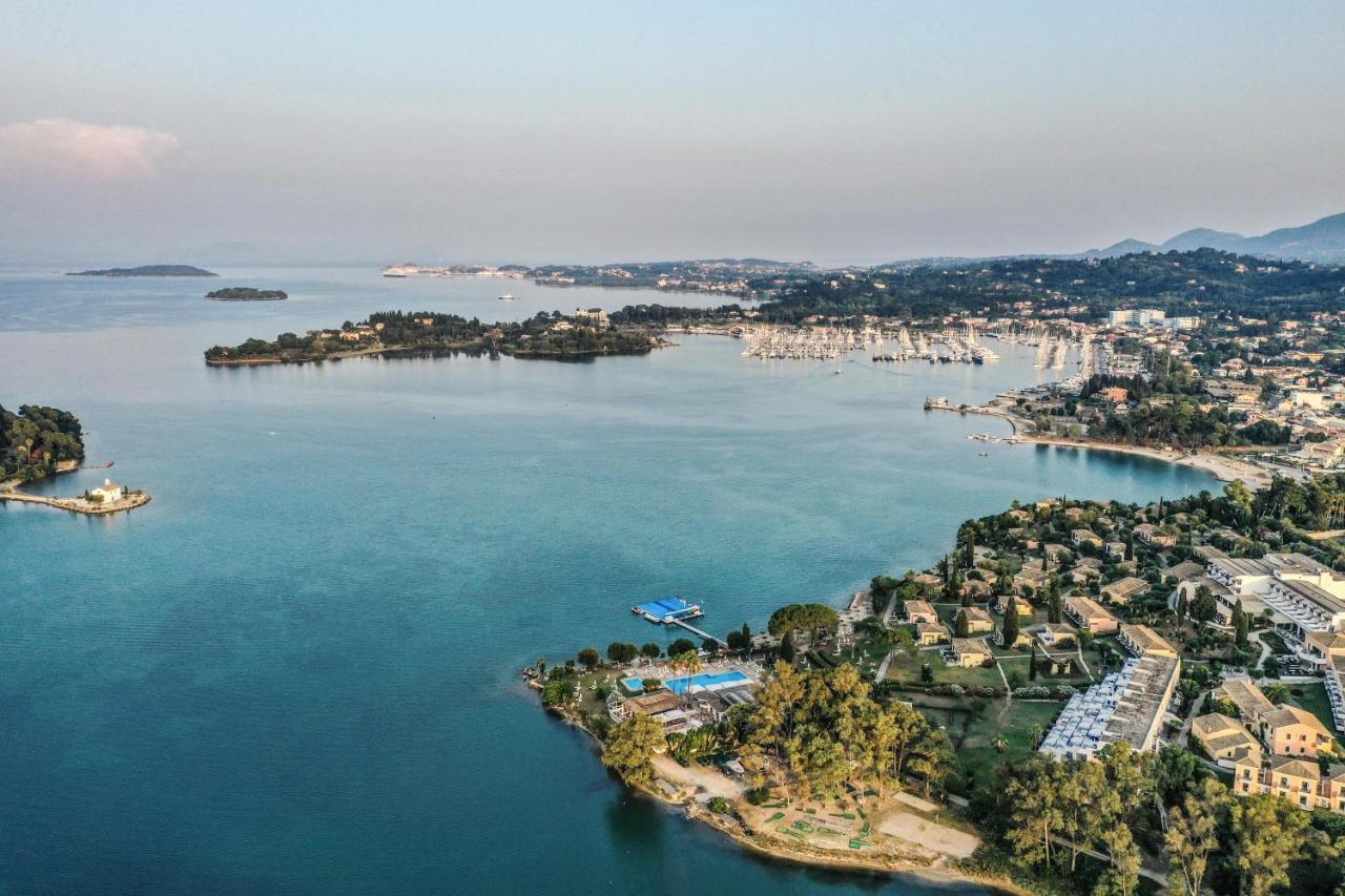 Corfu Club Apartments 고우비아 외부 사진