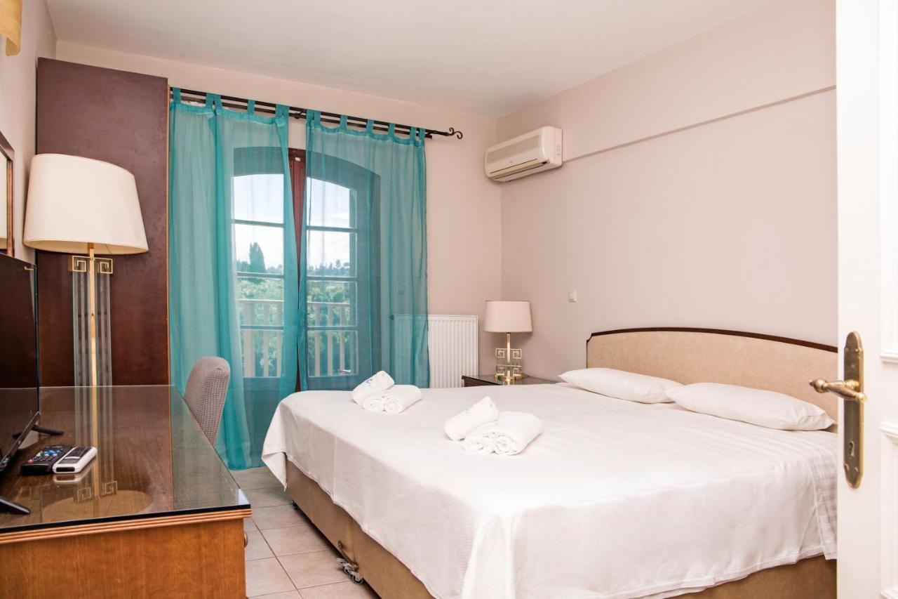 Corfu Club Apartments 고우비아 외부 사진