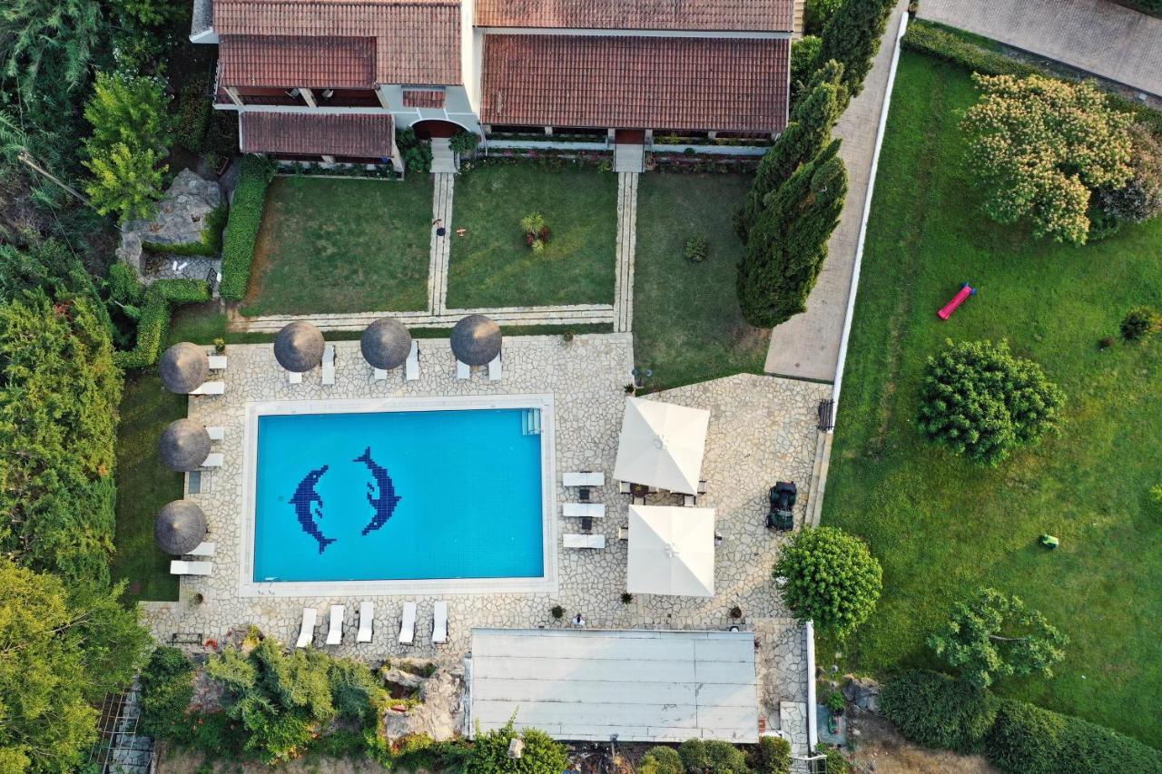 Corfu Club Apartments 고우비아 외부 사진